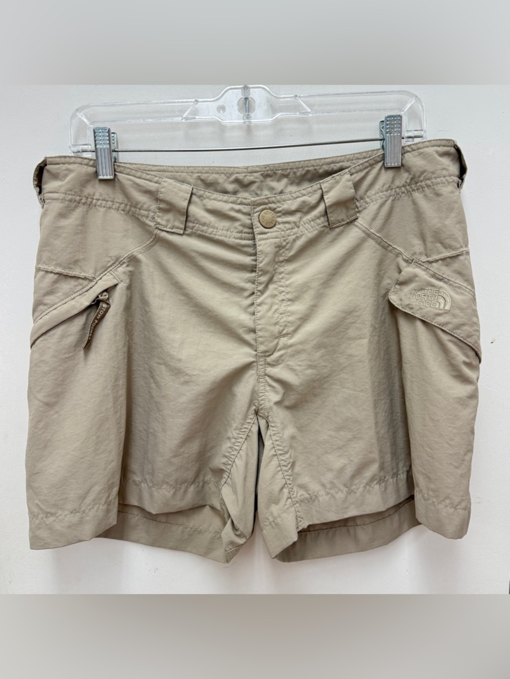The North Face Nylon Women's Stow Pocket Packable Shorts Size 12 Hiking Camping